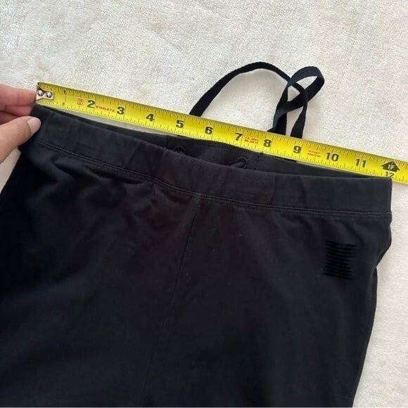 Savage X Fenty Rihanna Open Back Lace-Up Legging Size XS - Picture 8 of 12